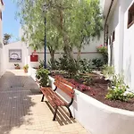 Lucia Garden Con Piscina Climatizada