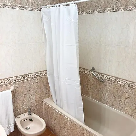 Апартаменты Lucia Garden Con Piscina Climatizada *